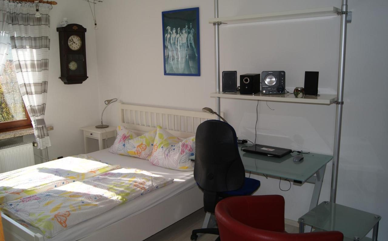 Komplette Wohnung Im Schoenen Weserbergland / Heyen Luaran gambar